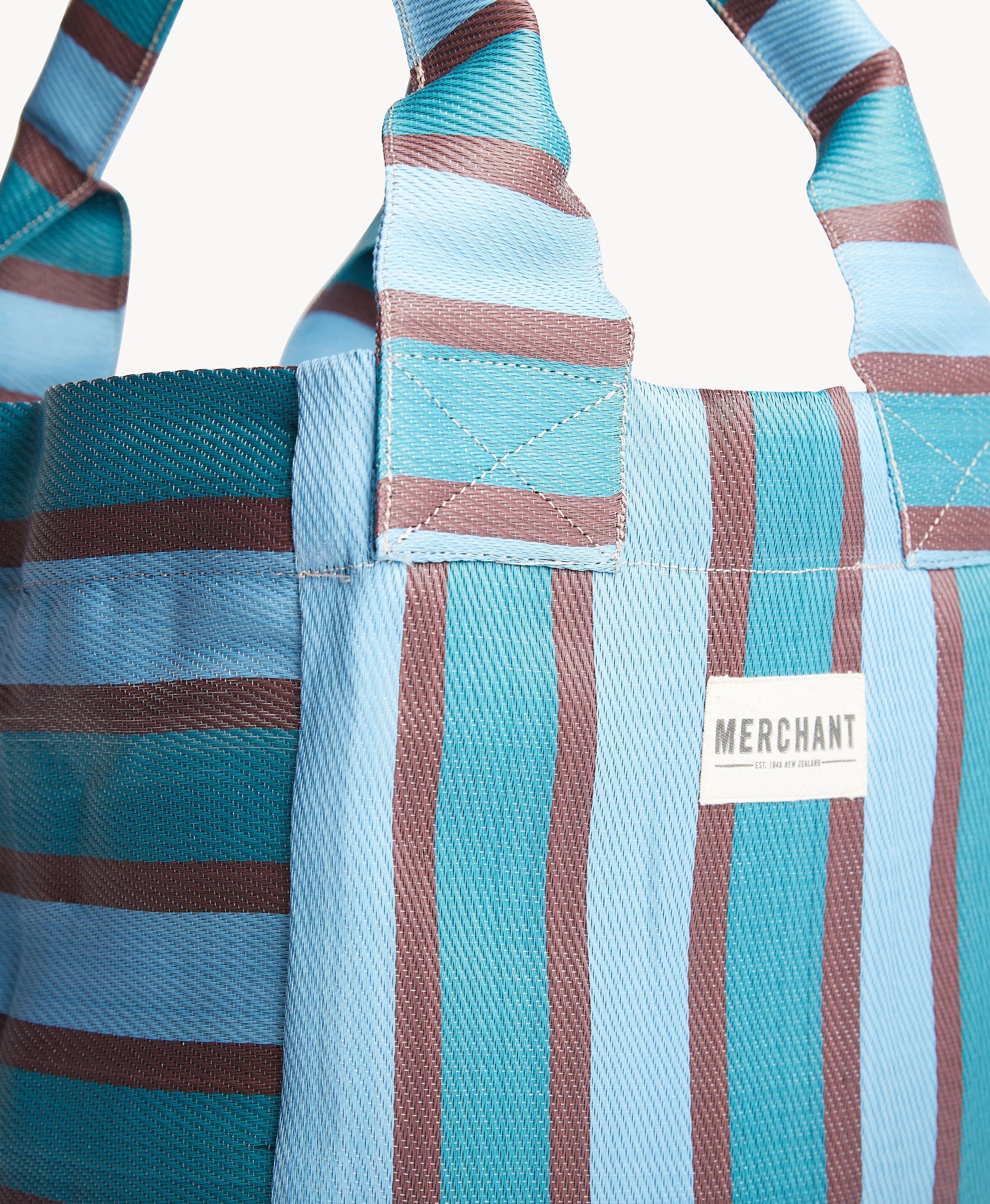 Beach Tote - - Merchant 1948