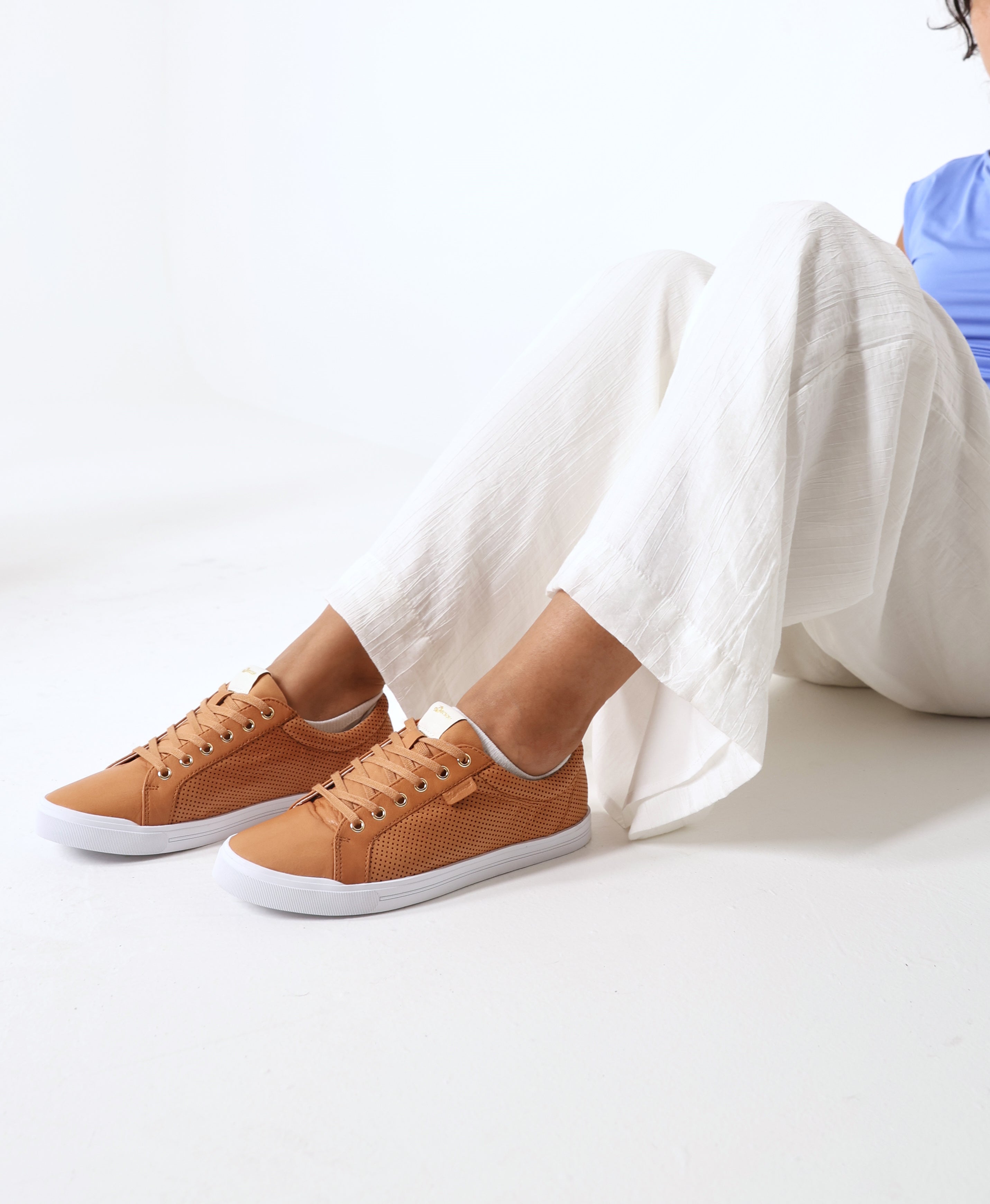 Charm Sneaker - Sneaker | Womens Shoes - Merchant 1948