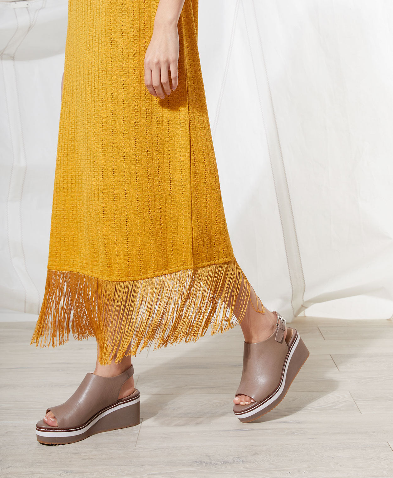 Cody wedge - Day - Merchant 1948