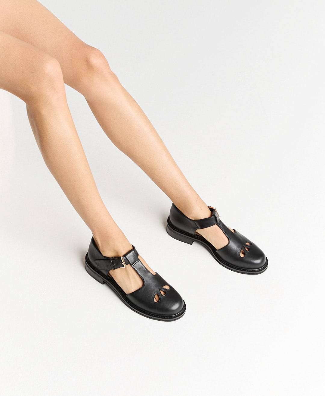 Elara Flat - - Merchant 1948