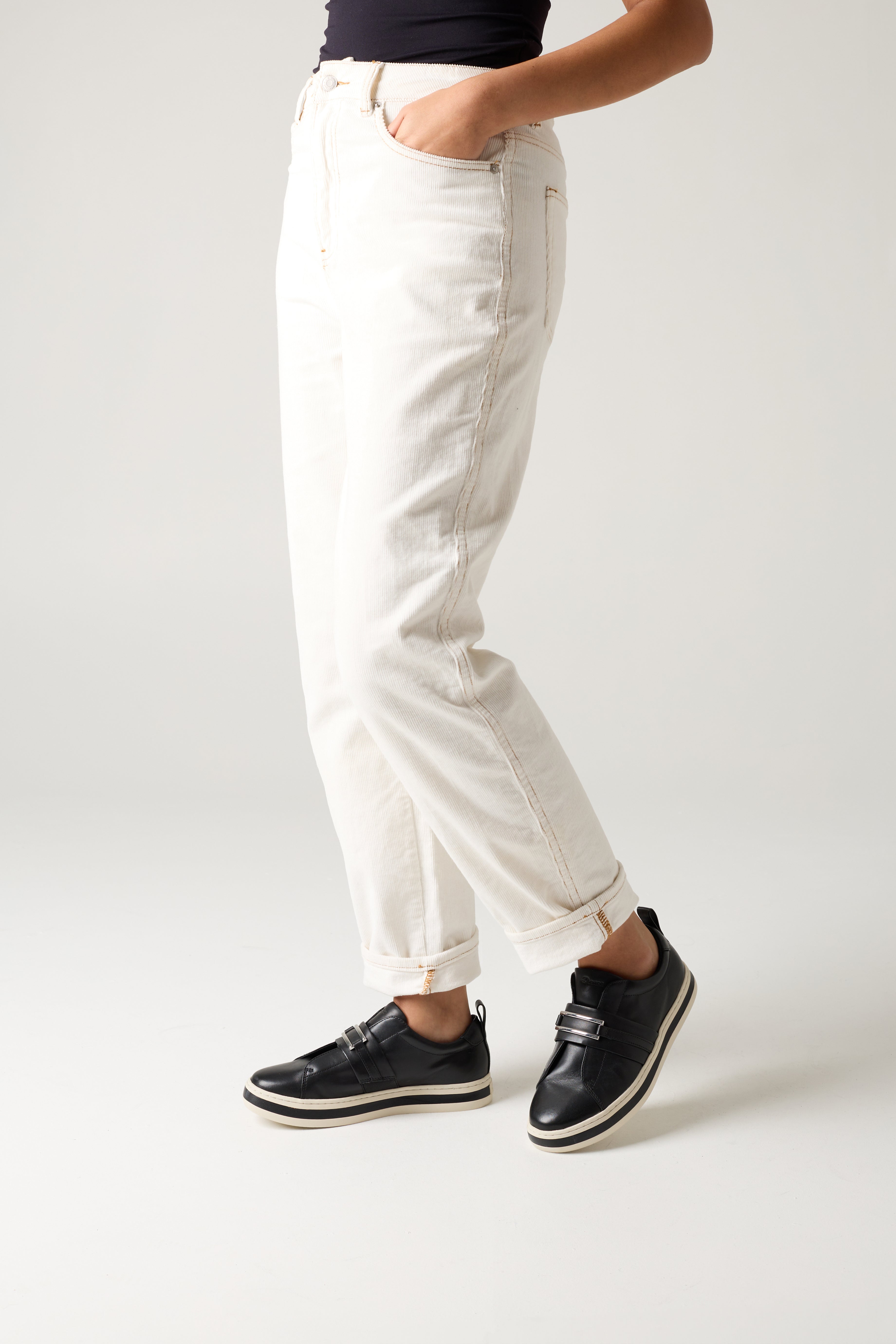 Gardenia Slip On - Sneaker | Womens Shoes - Merchant 1948