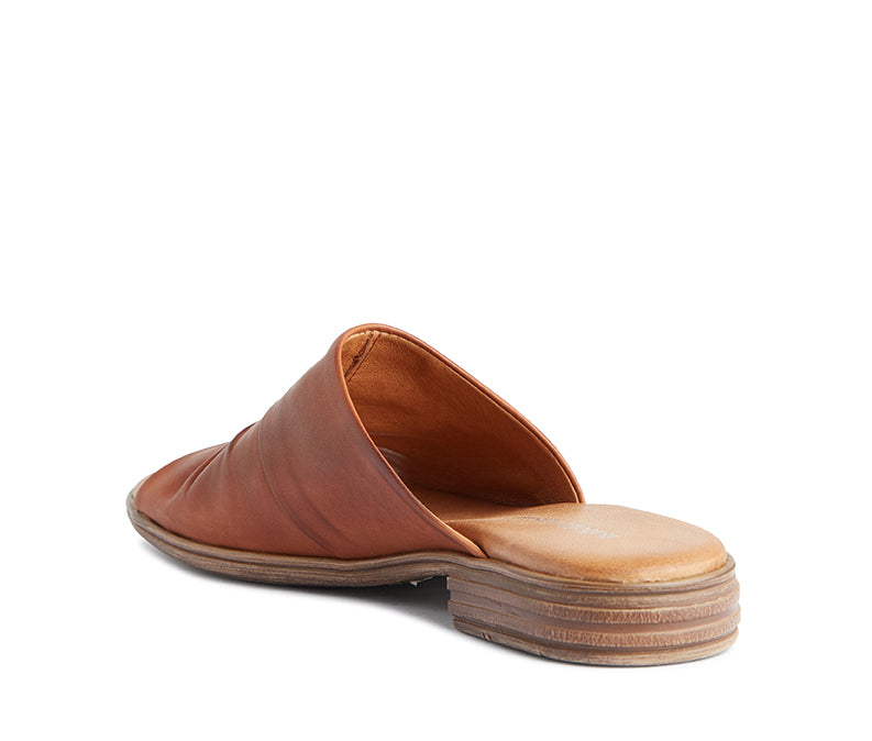 Iyla slide - - Merchant 1948