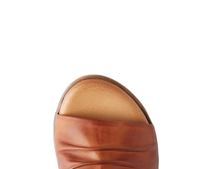 Iyla slide - - Merchant 1948