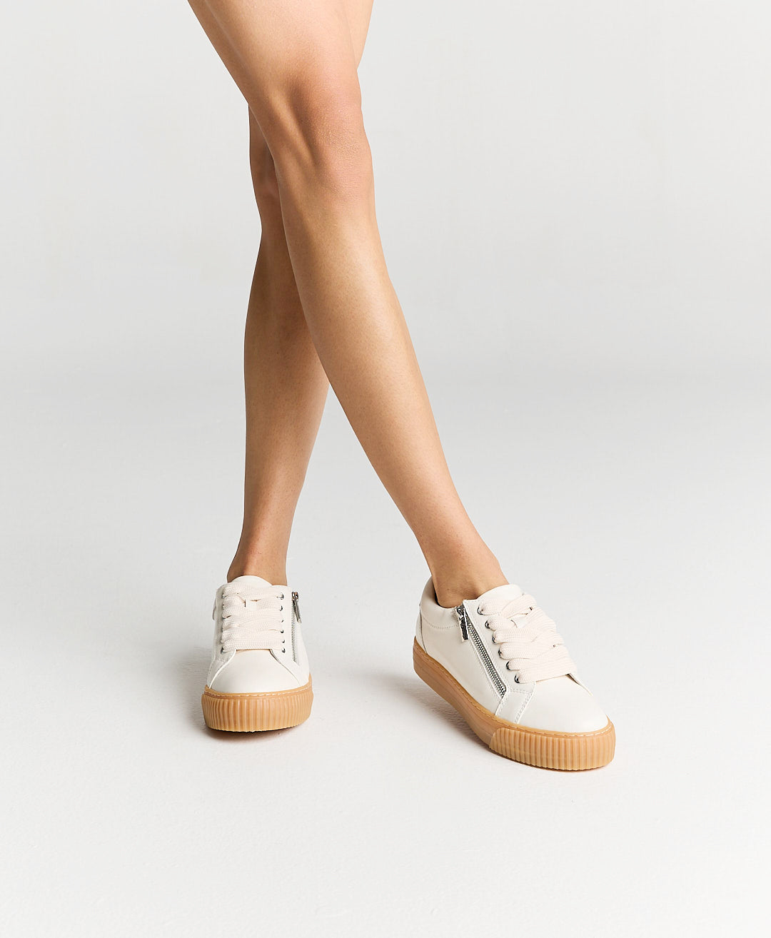 Kayla Sneaker - - Merchant 1948