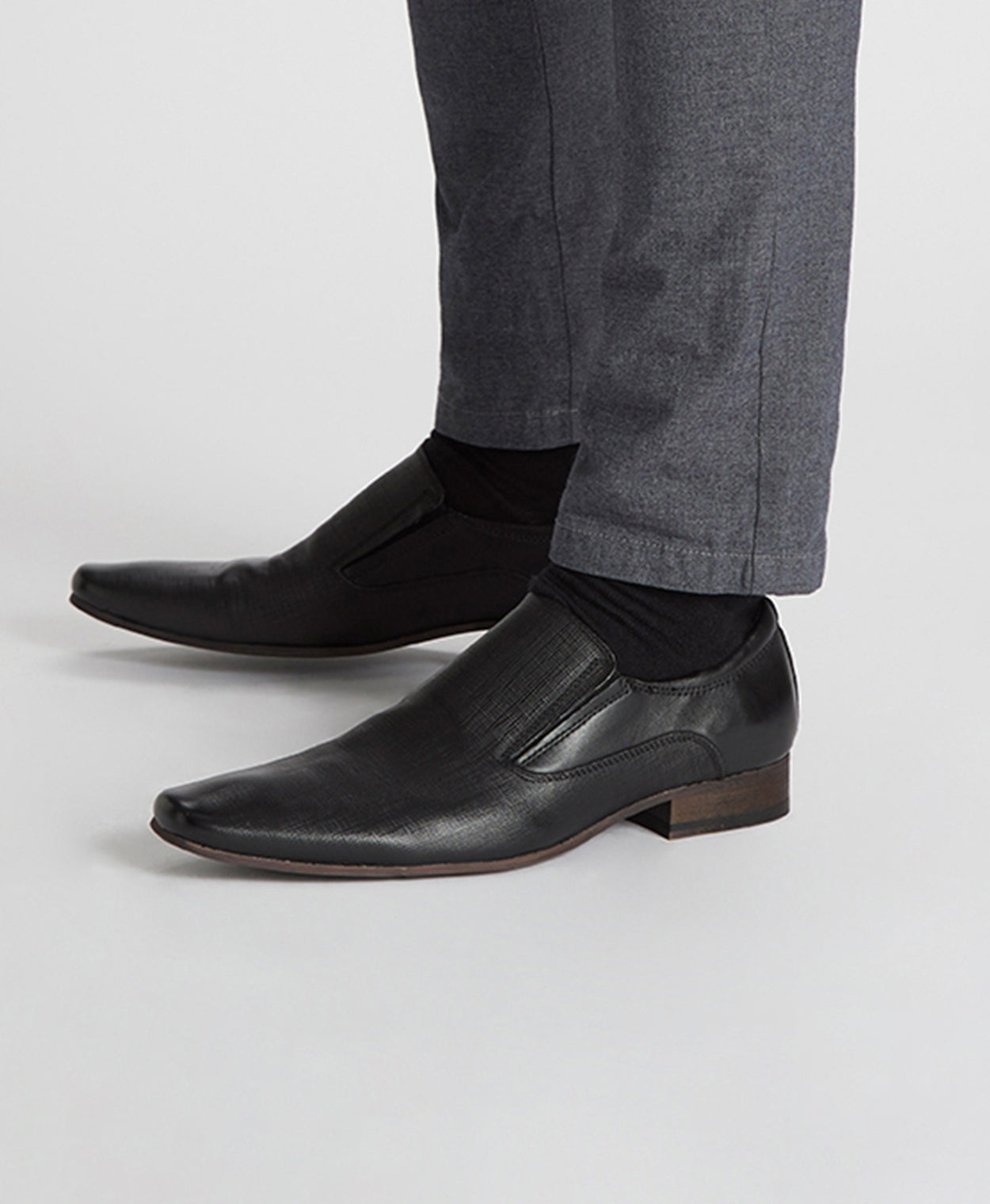 Khal Slip On - Dress - Merchant 1948