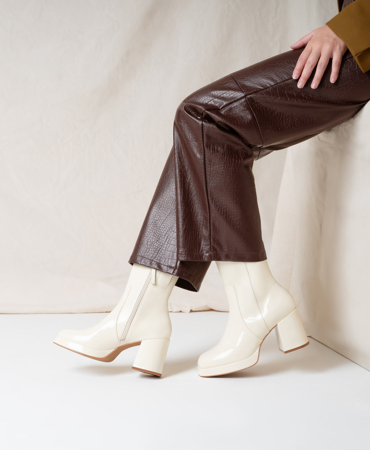 Libby Platform Boot - Boots Ankle | Womens Shoes - Merchant 1948