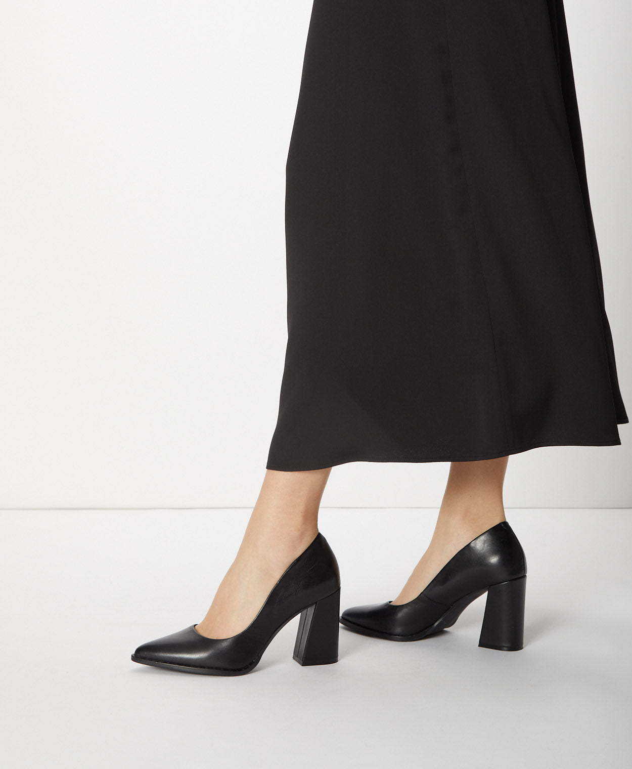 Mercury heel - Courts | Womens Shoes - Merchant 1948