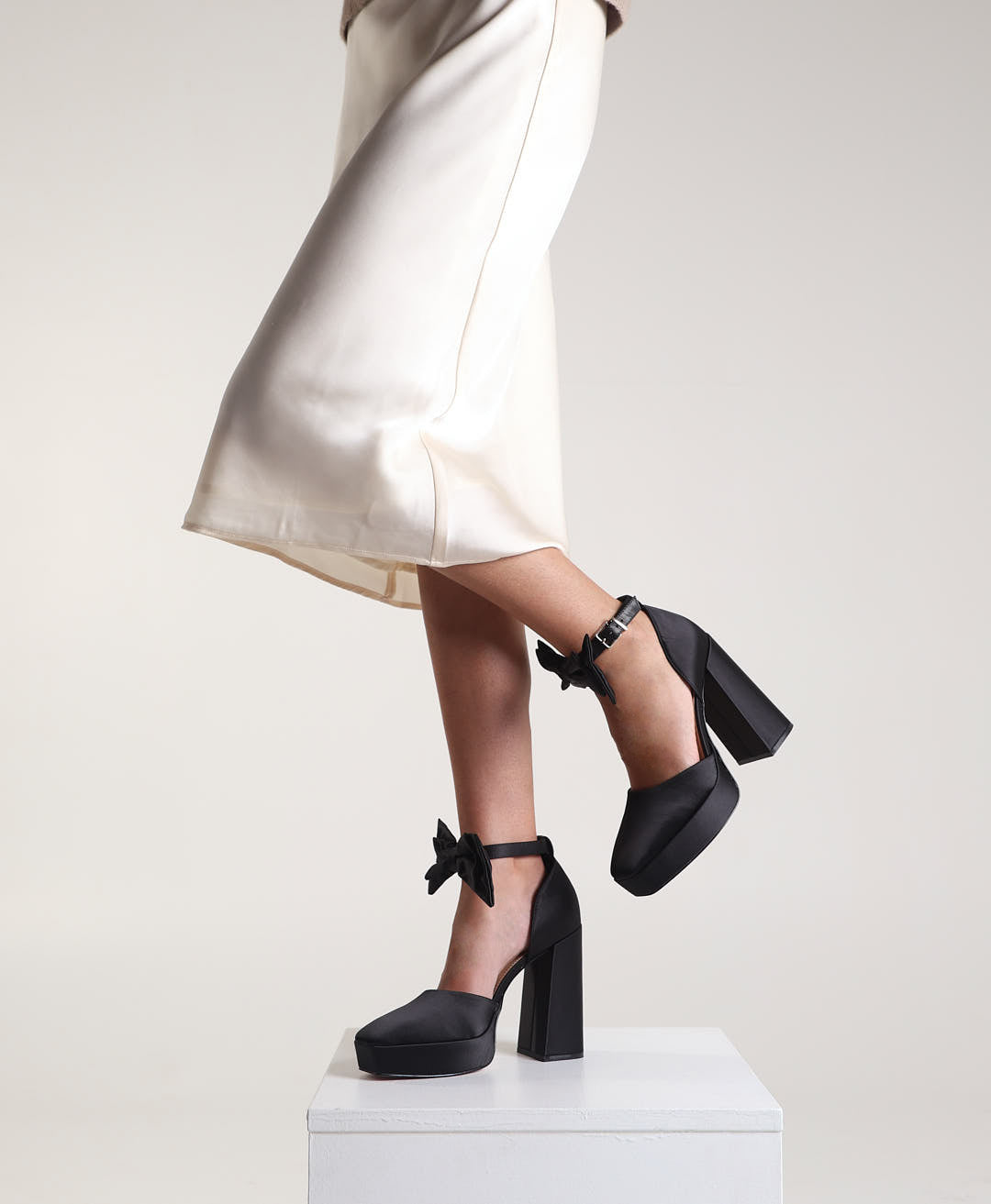 Monique Heel - Courts | Womens Shoes - Merchant 1948