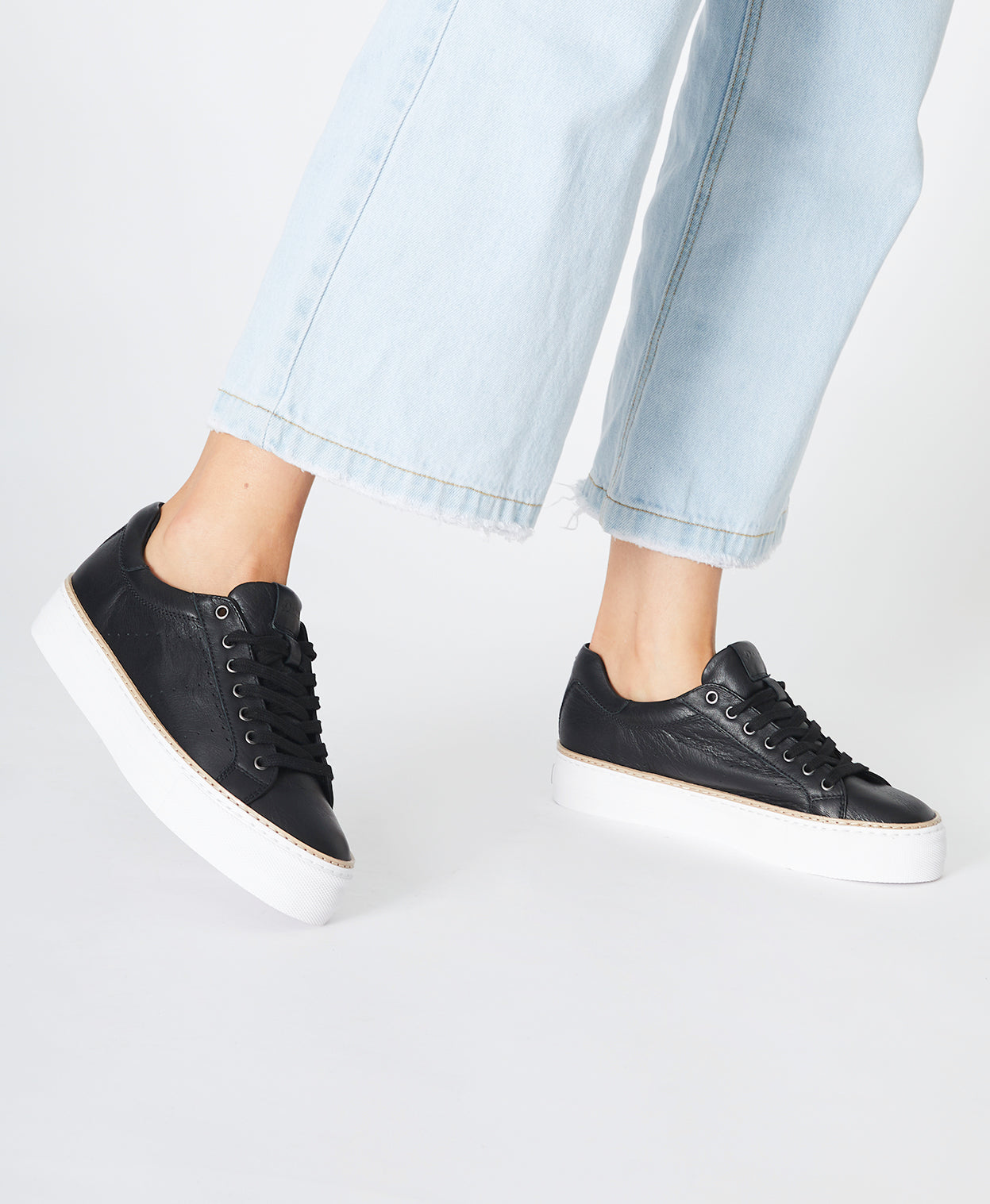 Pulse Sneaker - Sneaker | Womens Shoes - Merchant 1948