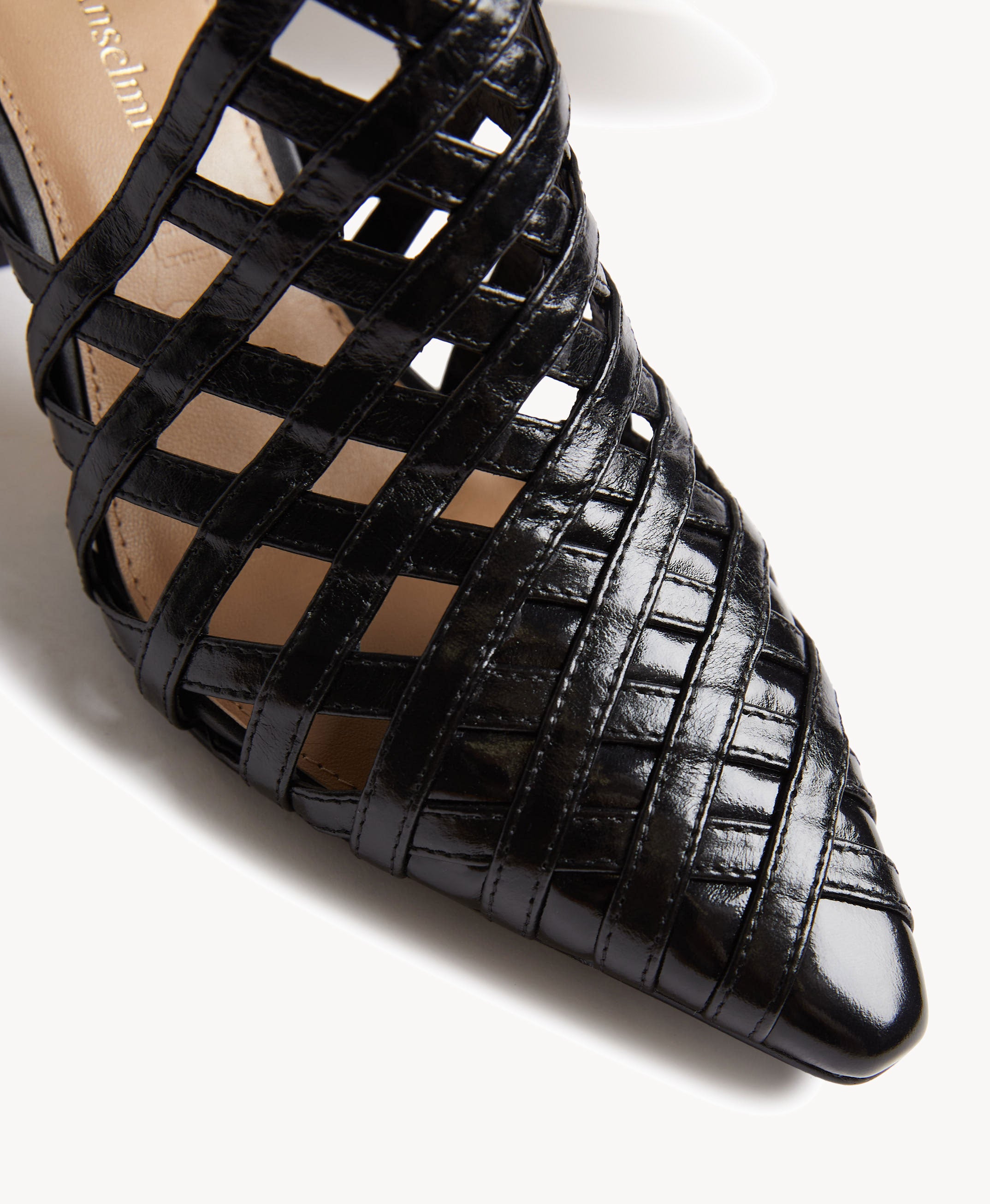 Saga Heel - Courts | Womens Shoes - Merchant 1948