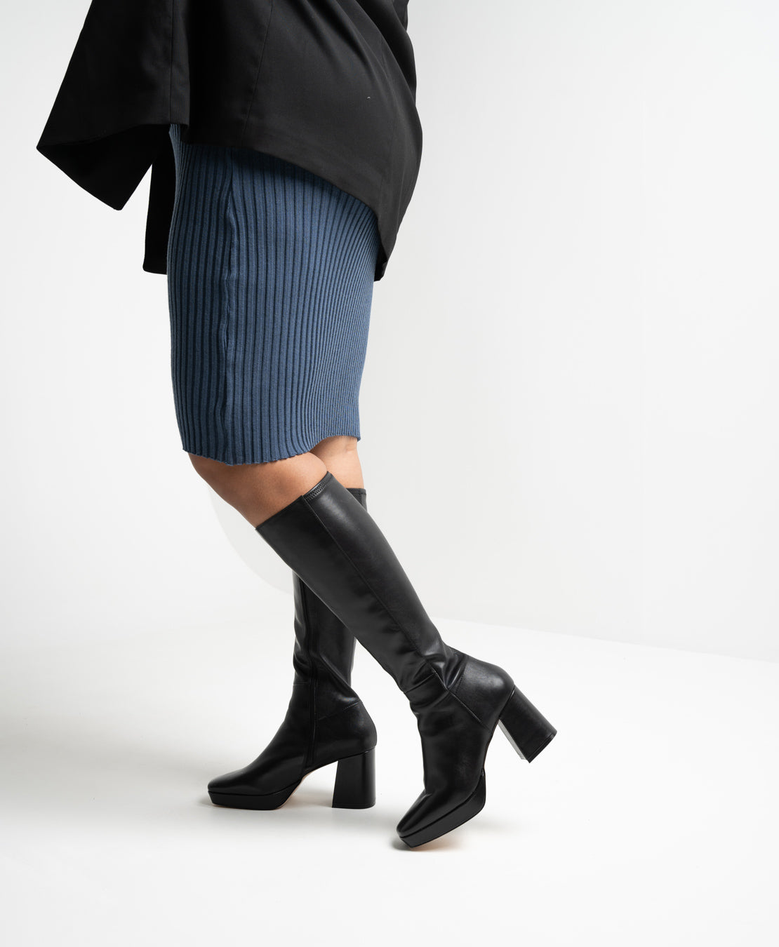 Urielle Knee High Platform Boot - Heels High | Womens Shoes - Merchant 1948