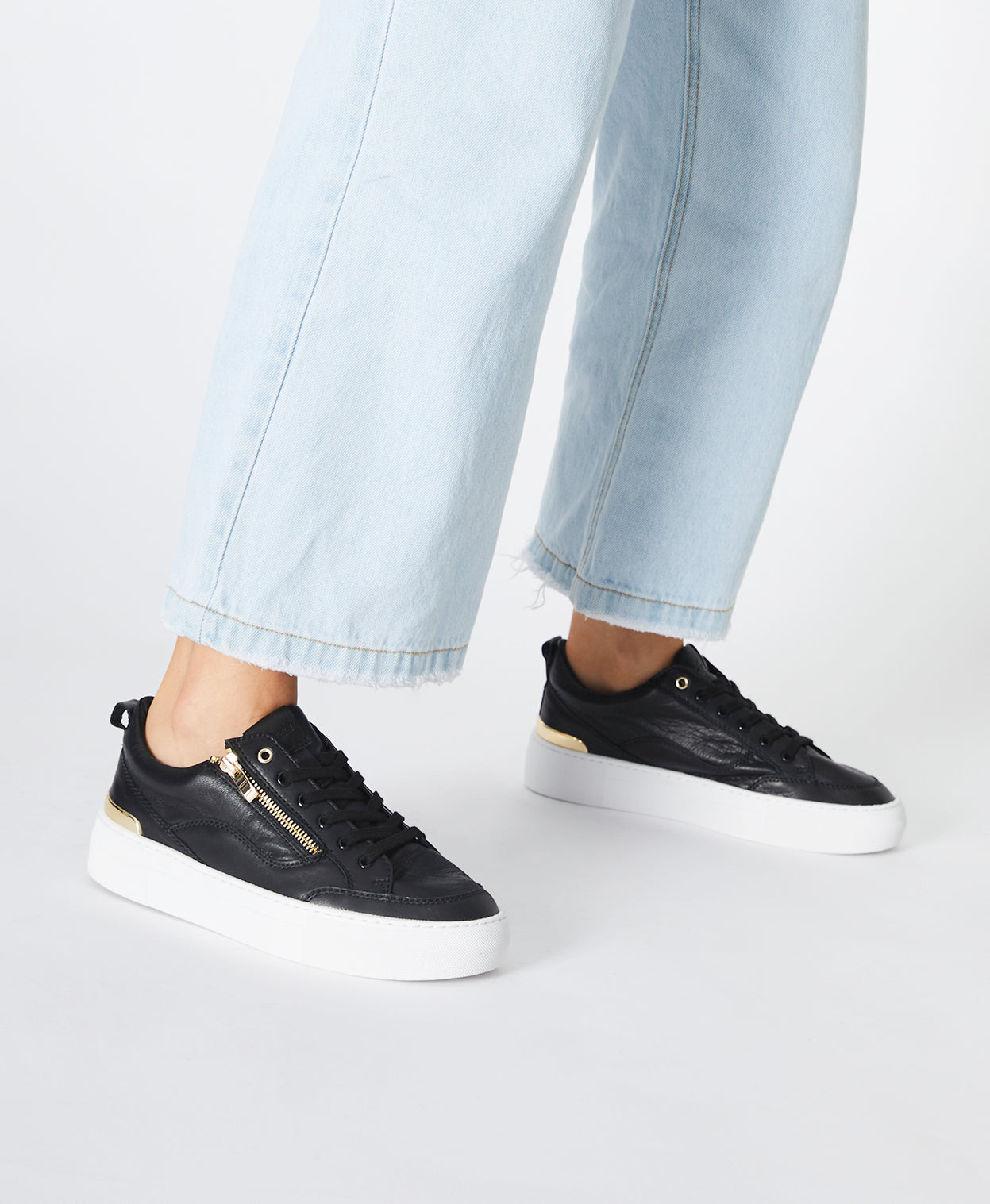 Vera Sneaker - Sneaker | Womens Shoes - Merchant 1948