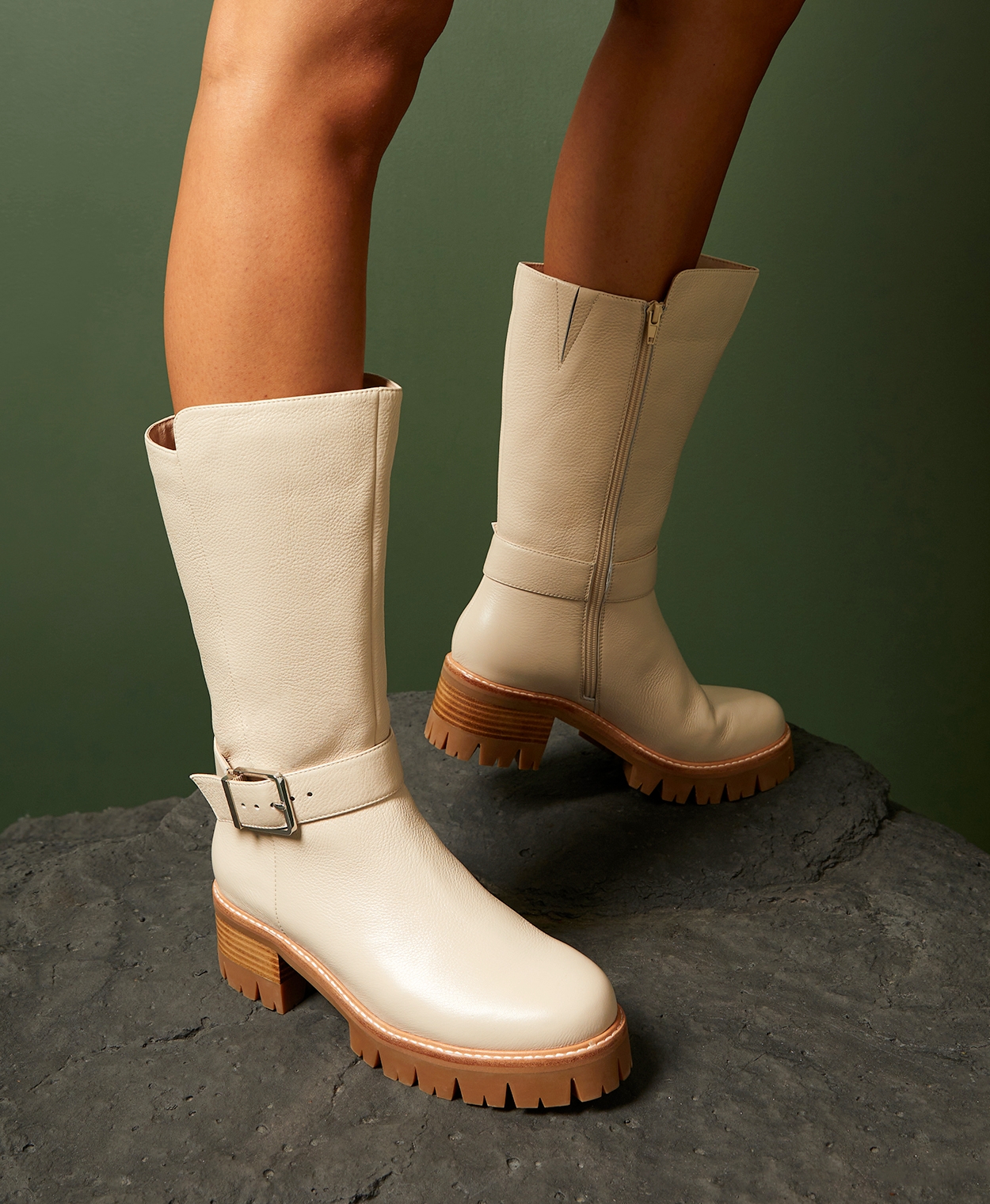 Medium calf boots top